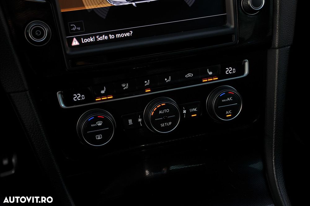 Volkswagen Golf GTD (BlueMotion Technology) DSG - 22