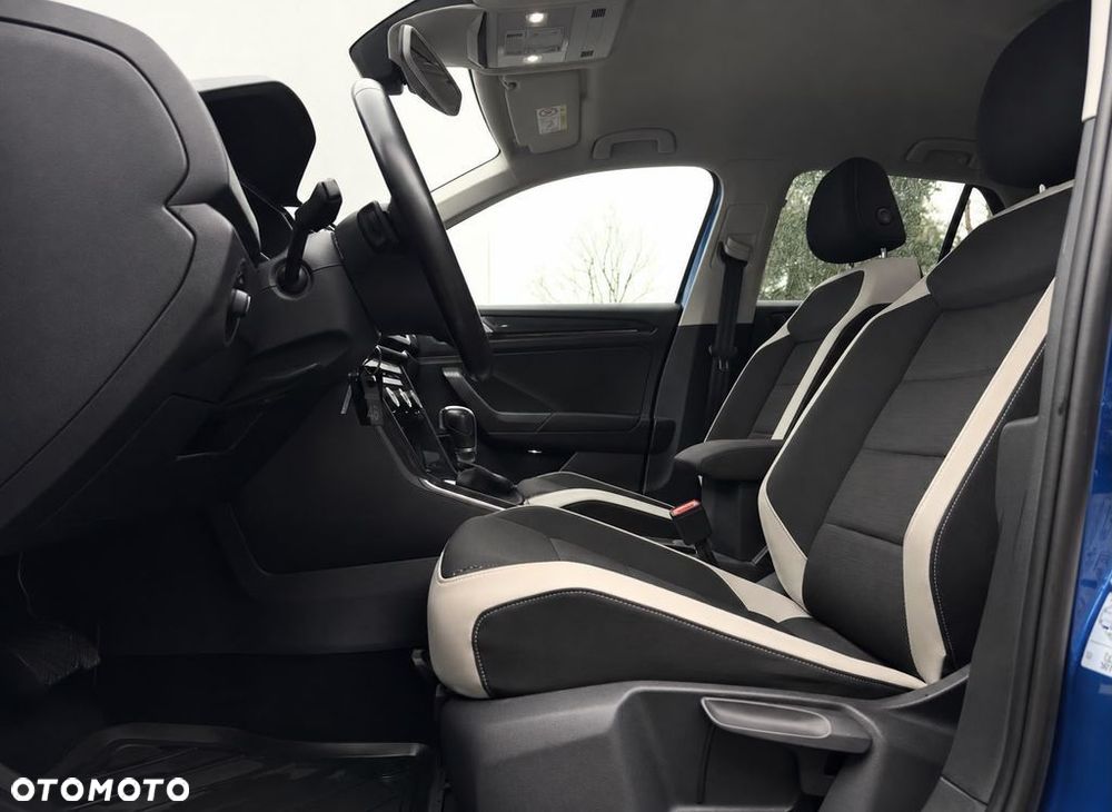Volkswagen T-Roc 1.5 TSI ACT Premium DSG - 11