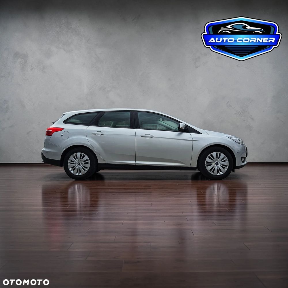Ford Focus 2.0 TDCi Titanium ASS - 6