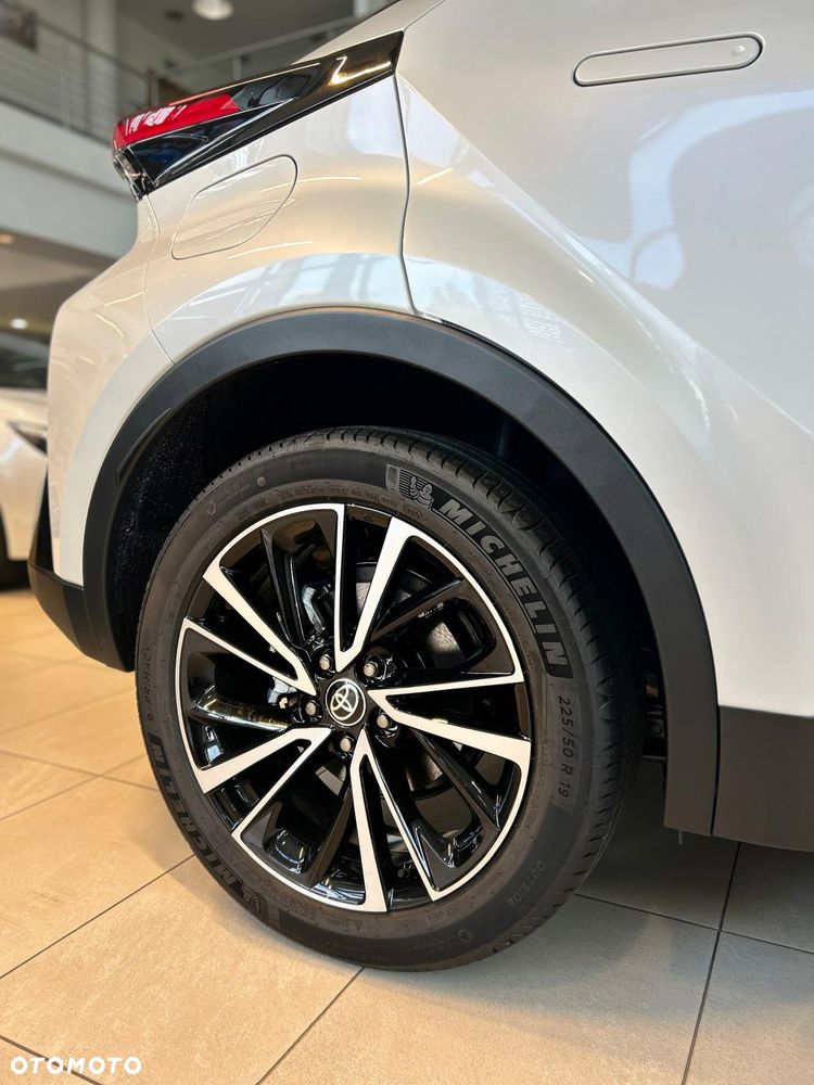Toyota C-HR - 8