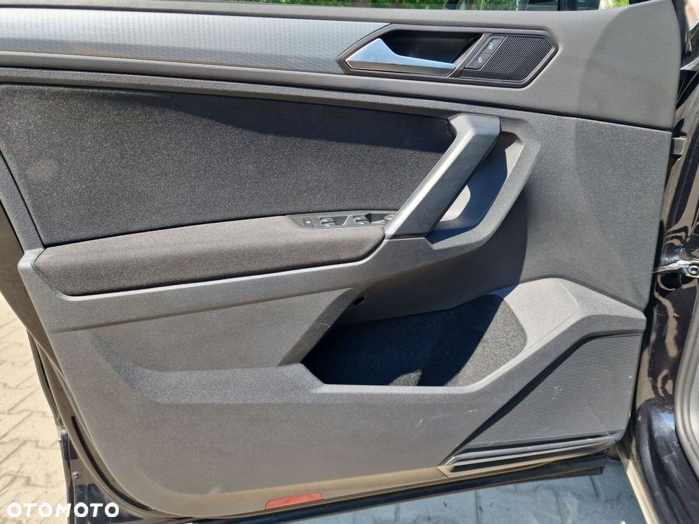 Volkswagen Tiguan - 13
