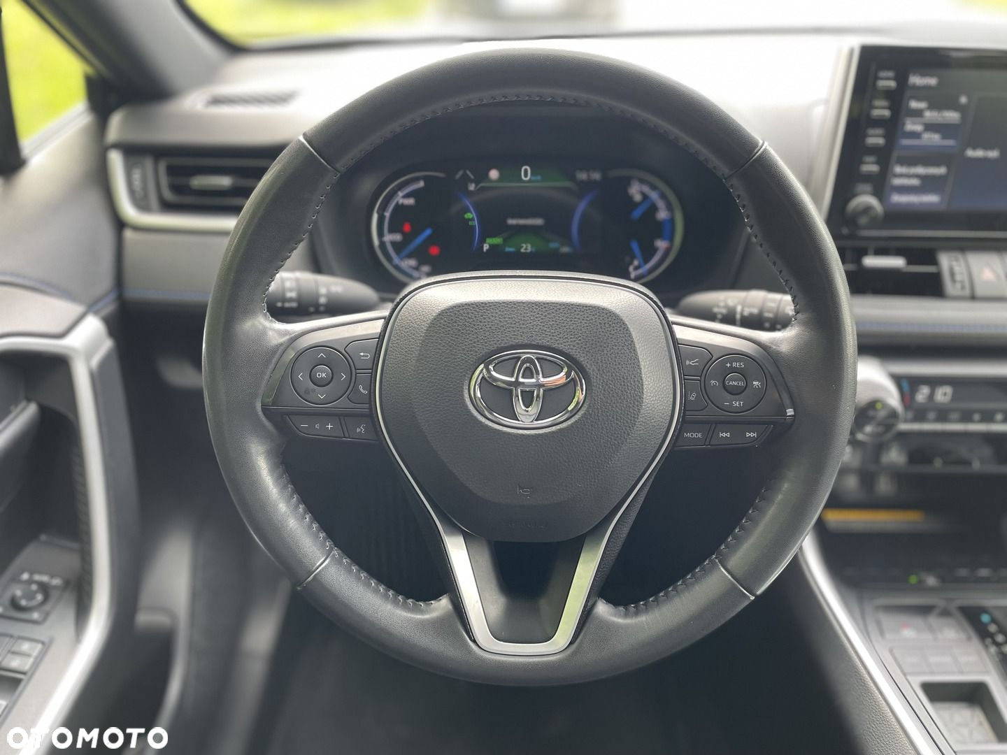 Toyota RAV4 - 16