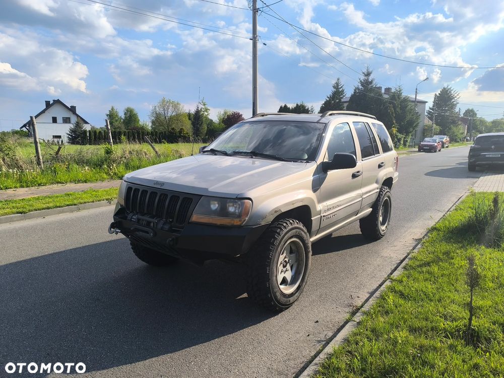 Jeep Grand Cherokee - 1