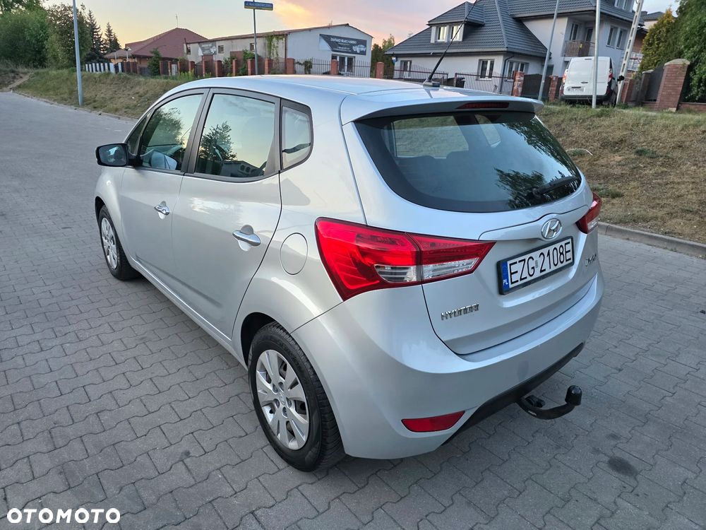 Hyundai ix20 - 3