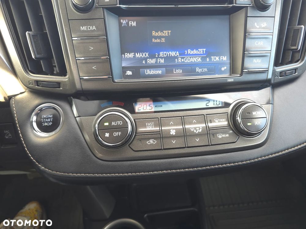 Toyota RAV4 2.0 Premium 4x4 MS - 32