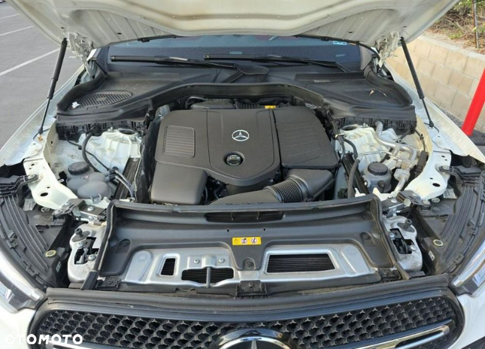 Mercedes-Benz GLC - 12