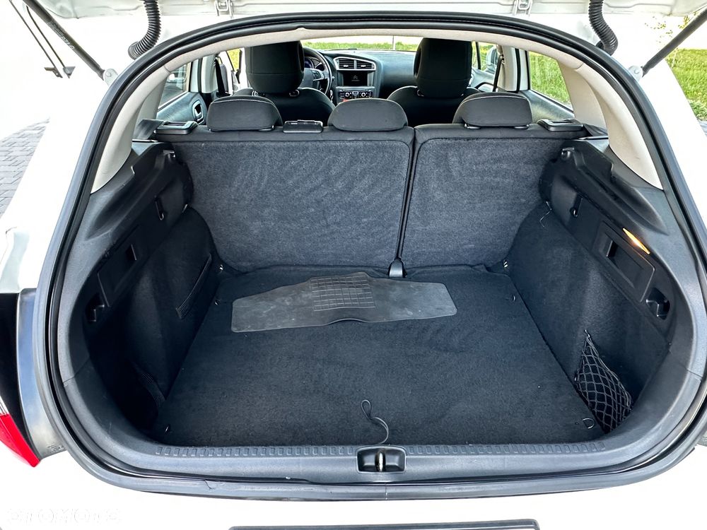 Citroën C4 HDi 90 Business Class - 6