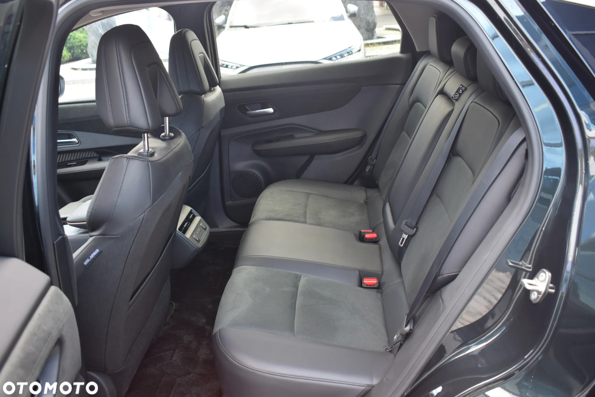 Nissan Ariya 87kWh E-4orce Evolve - 9