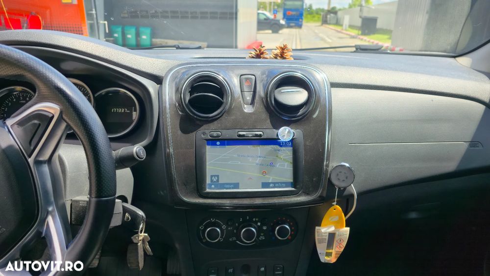 Dacia Logan 1.5 dCi Prestige - 9