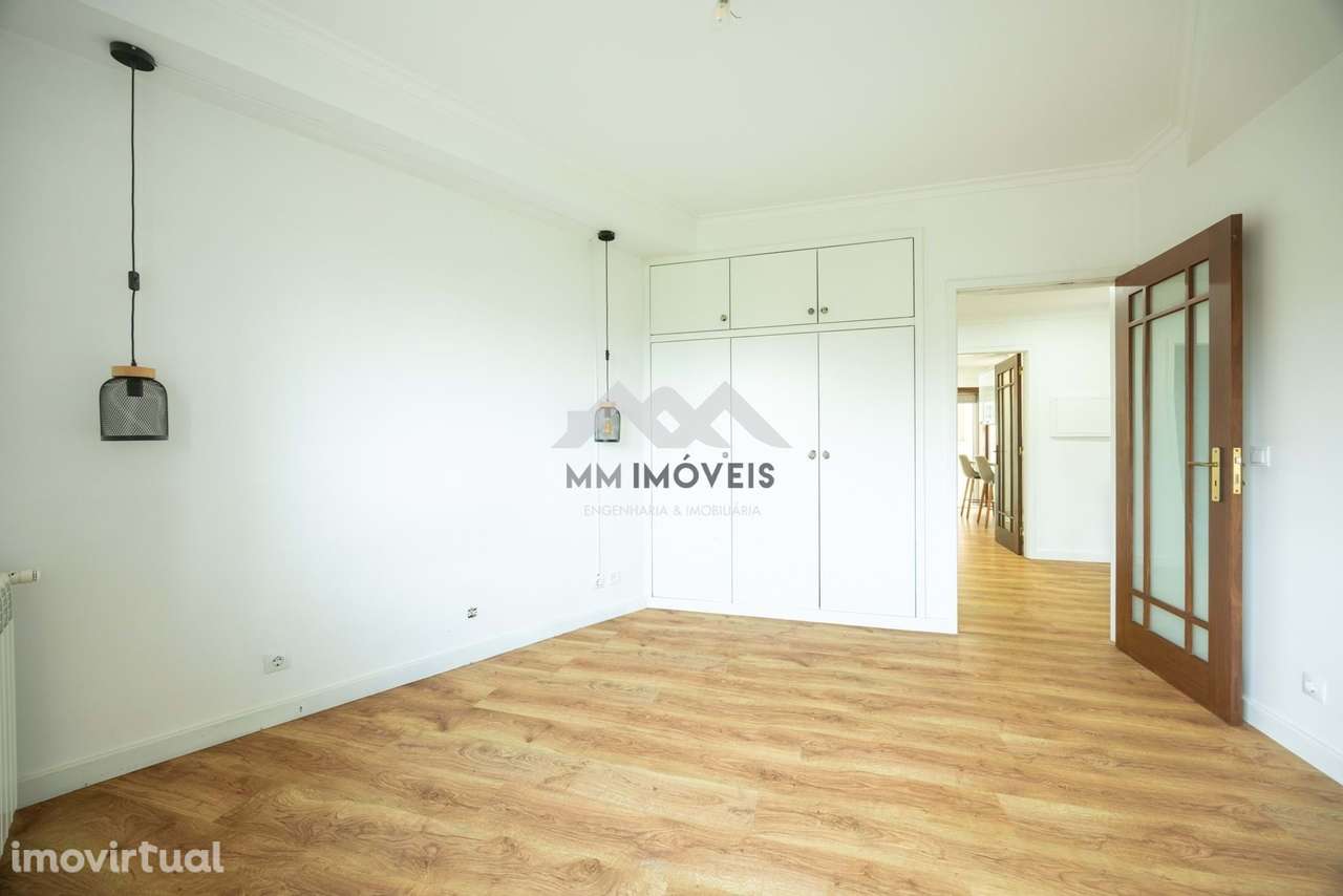 Apartamento T2 | Marginal de Canidelo | 1ª Linha de Mar - Grande imagem: 5/31