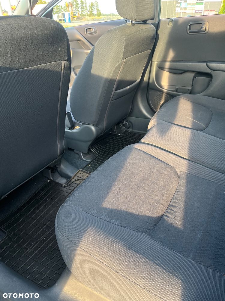Honda Civic 1.4i S - 12