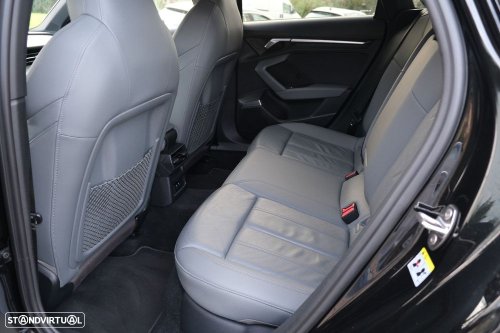 Audi A3 Sportback 40 TFSIe S tronic S line - 17