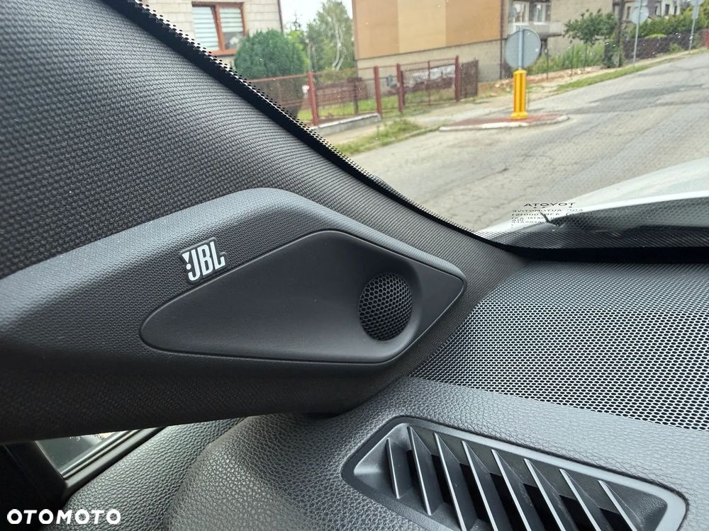 Toyota RAV4 2.5 Hybrid Black Edition by JBL 4x2 - 20