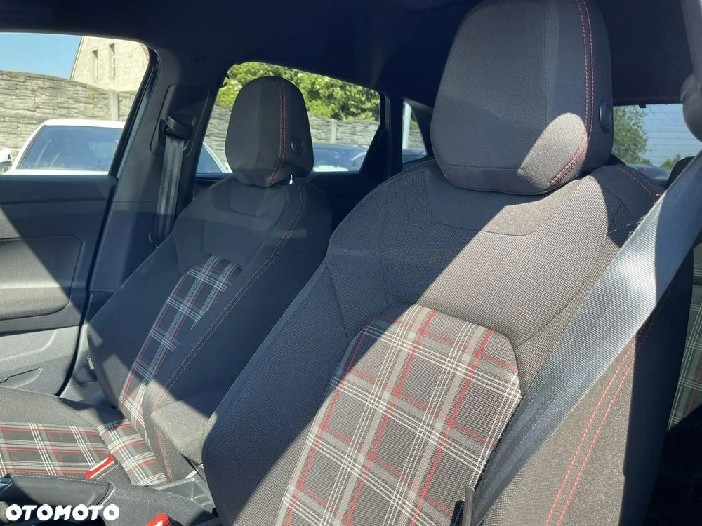 Volkswagen Polo 2.0 TSI GTI DSG - 11