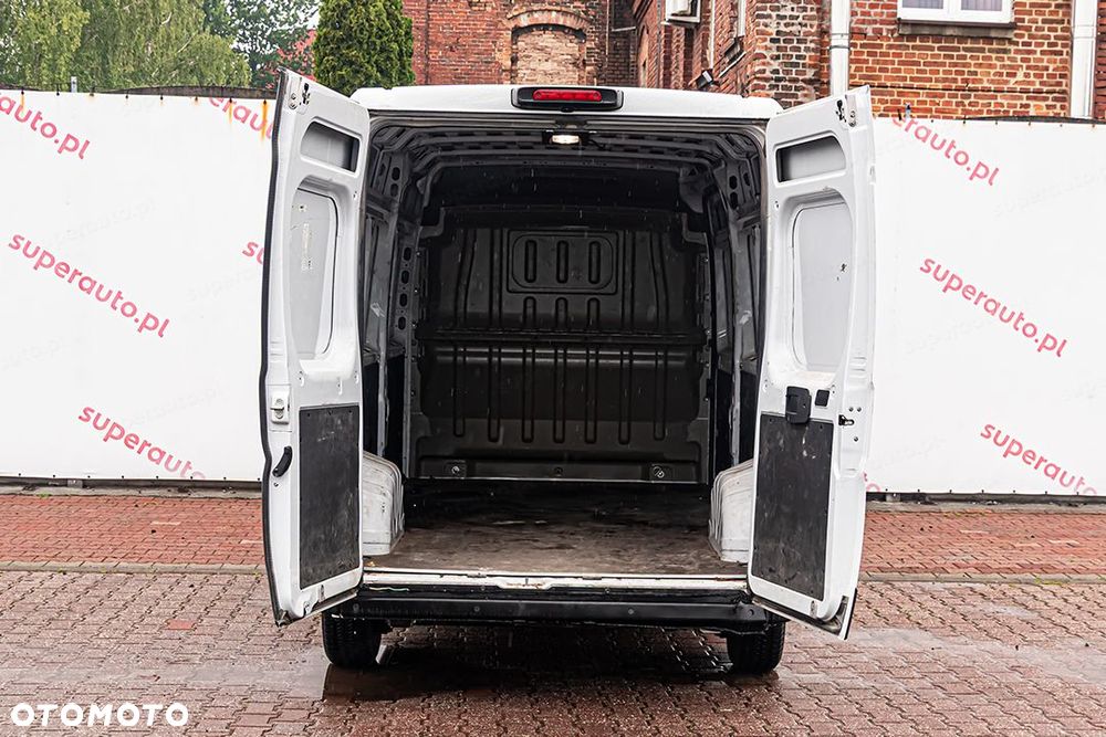 Fiat Ducato 35 L3H2 2.2 140KM - 10