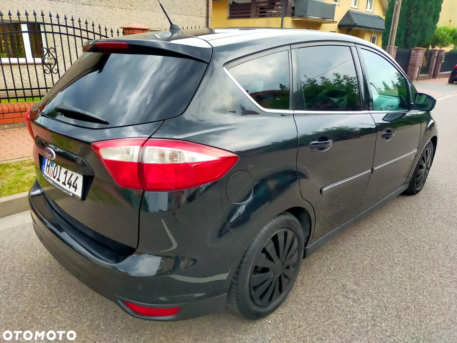 Ford C-MAX 1.6 EcoBoost Start-Stop-System Champions Edition - 2