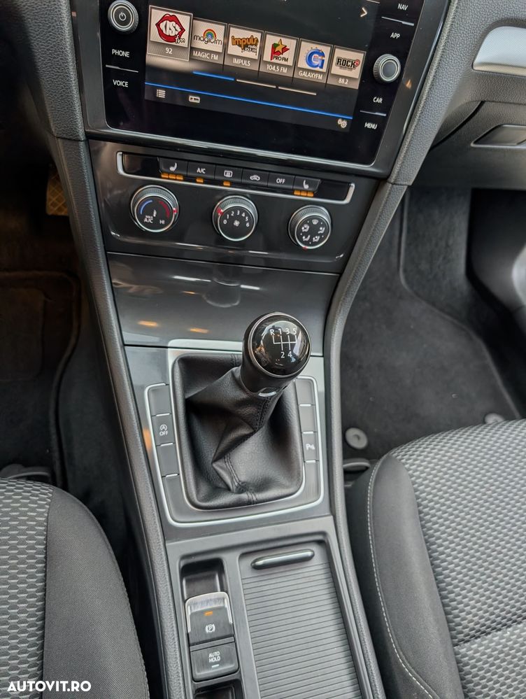 Volkswagen Golf - 7