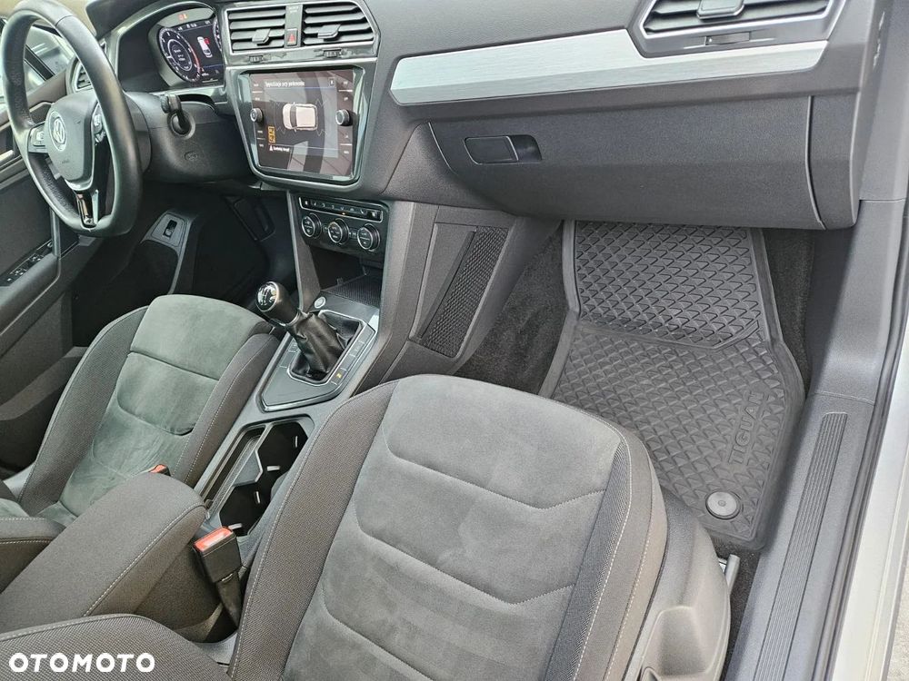 Volkswagen Tiguan - 13