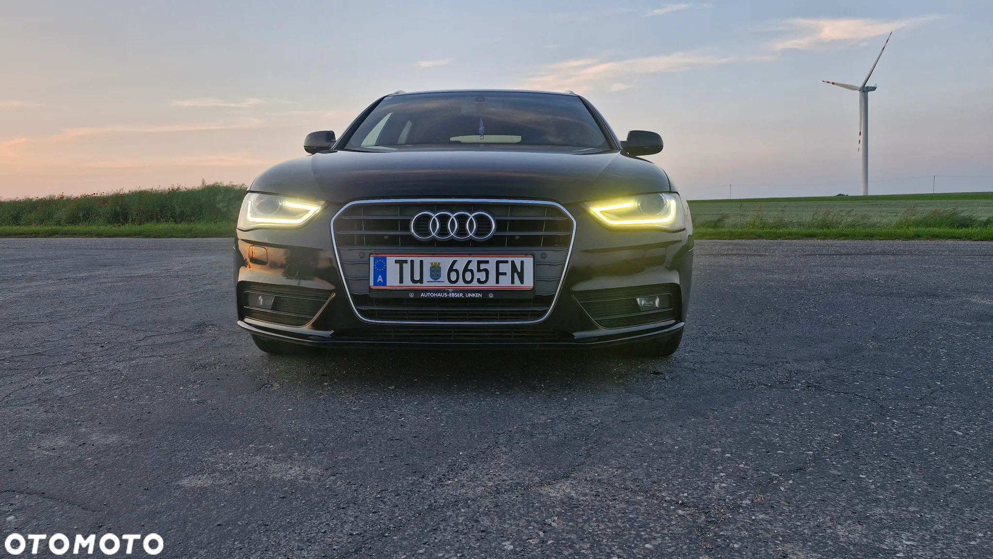 Audi A4 Avant 2.0 TDI DPF S line Sportpaket - 2