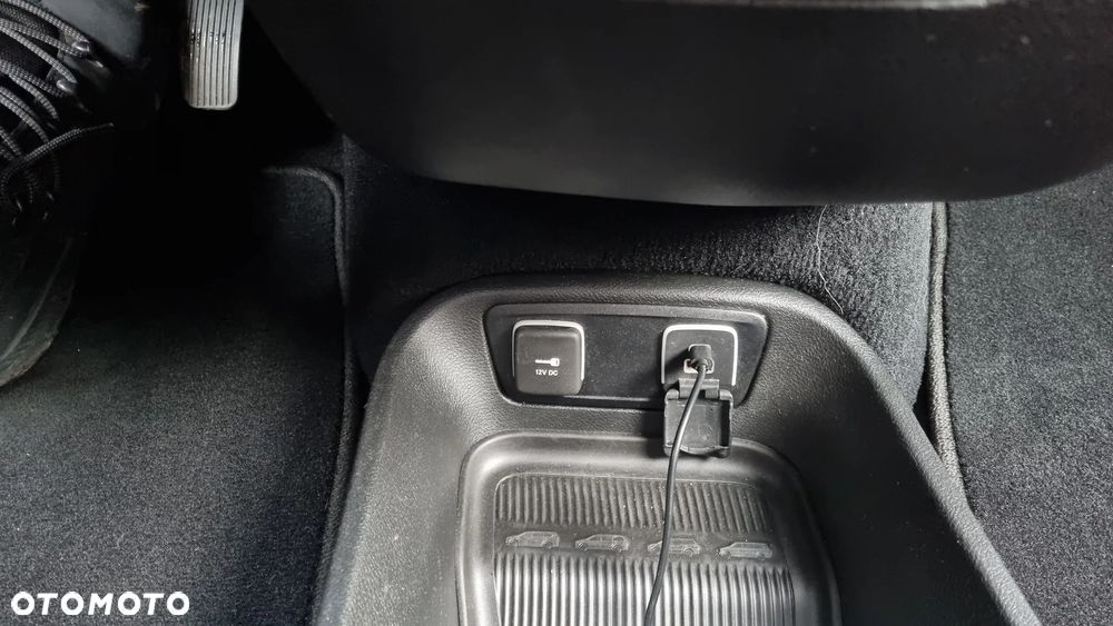 Chrysler Pacifica - 8