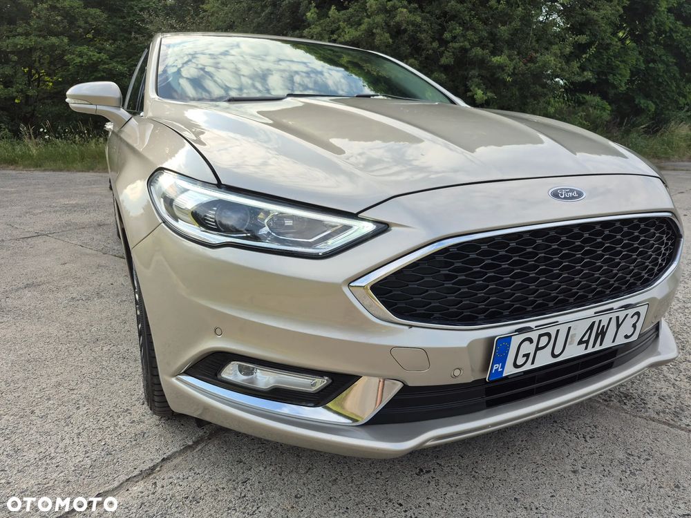 Ford Fusion - 22