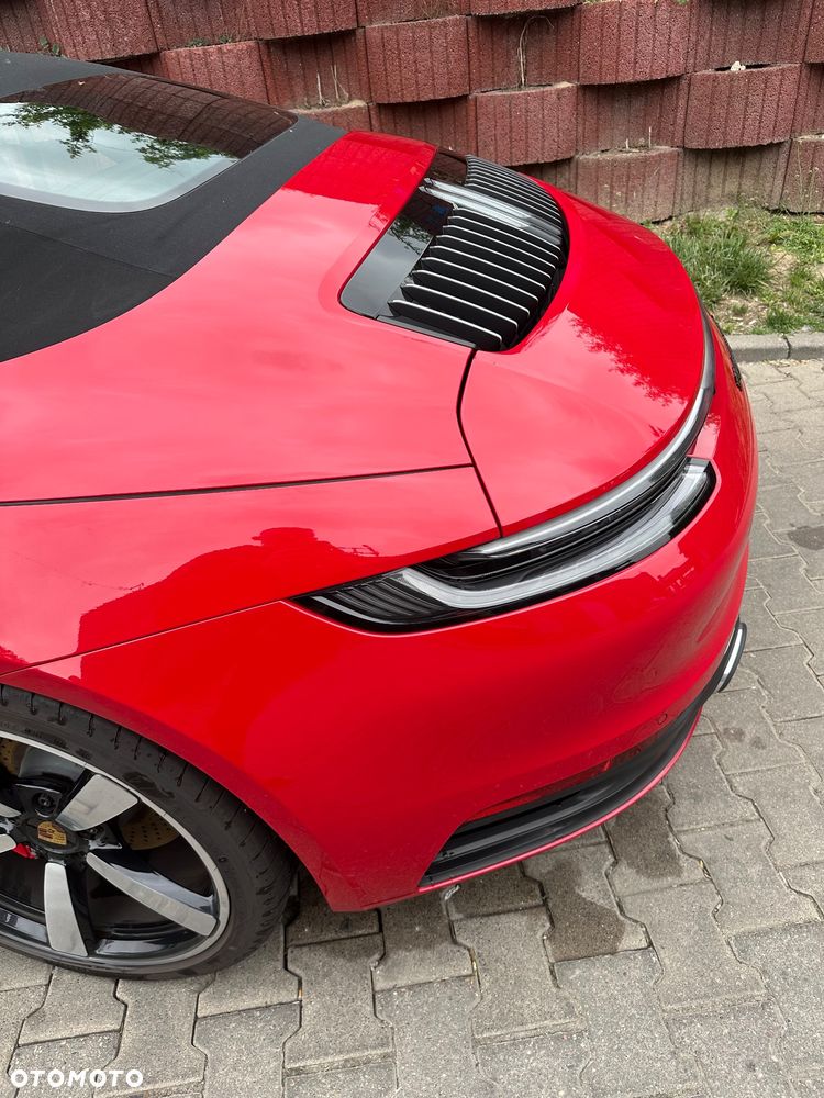 Porsche 911 Carrera 4S - 26