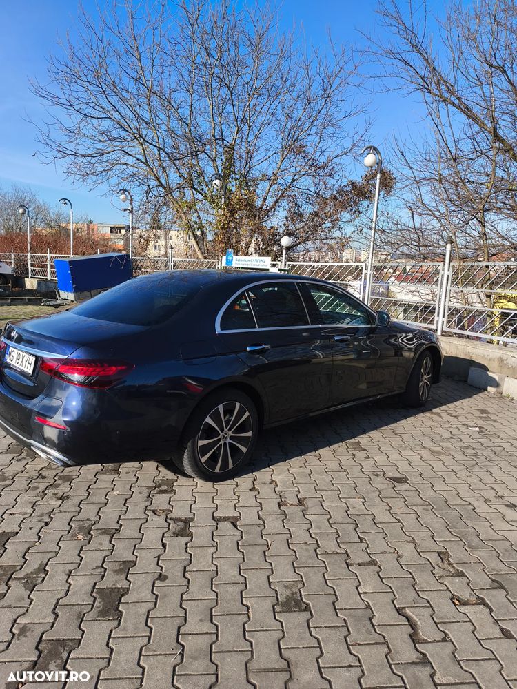 Mercedes-Benz E - 14