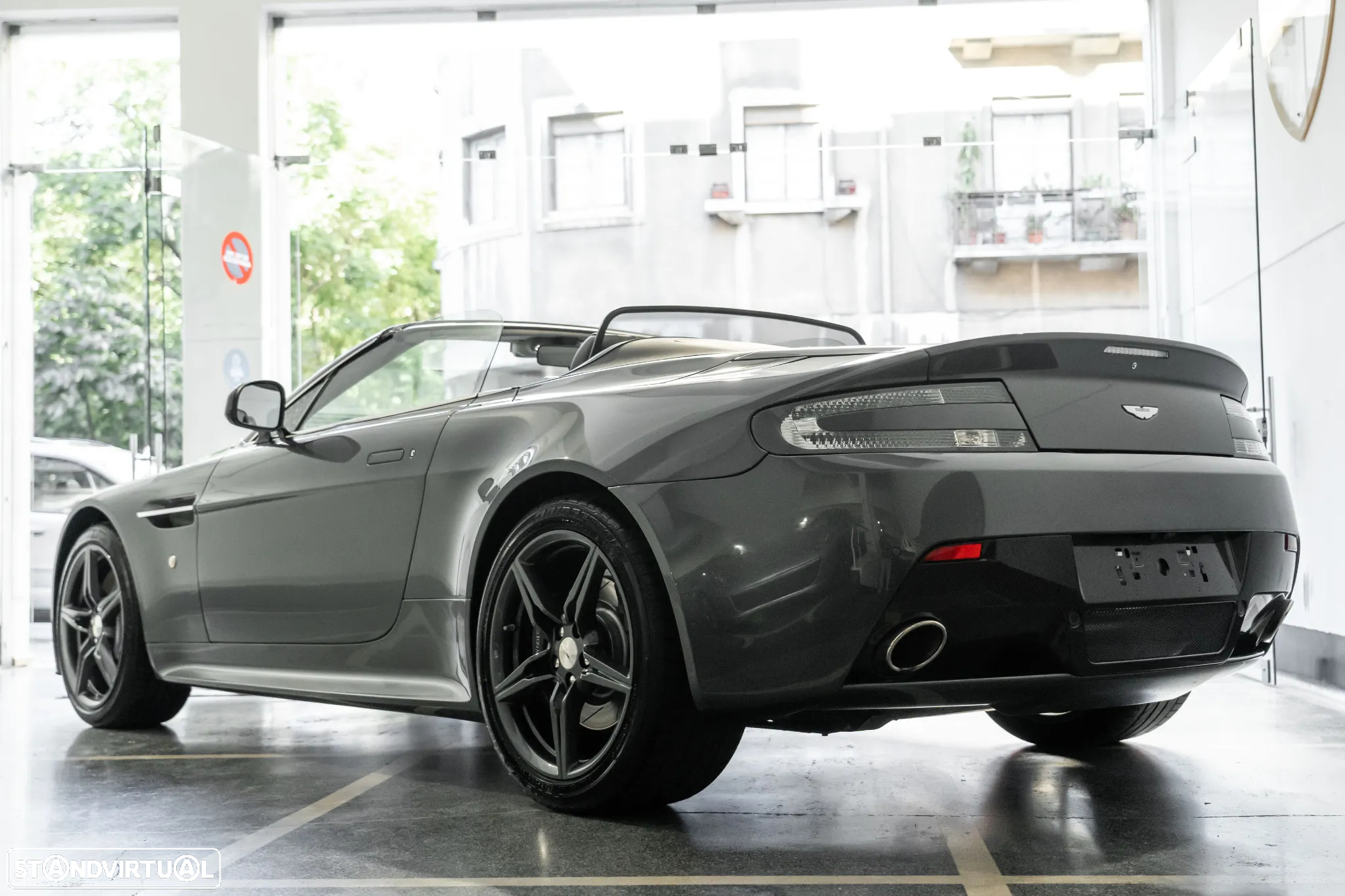 Aston Martin Vantage Roadster V8 S Sportshift - 5
