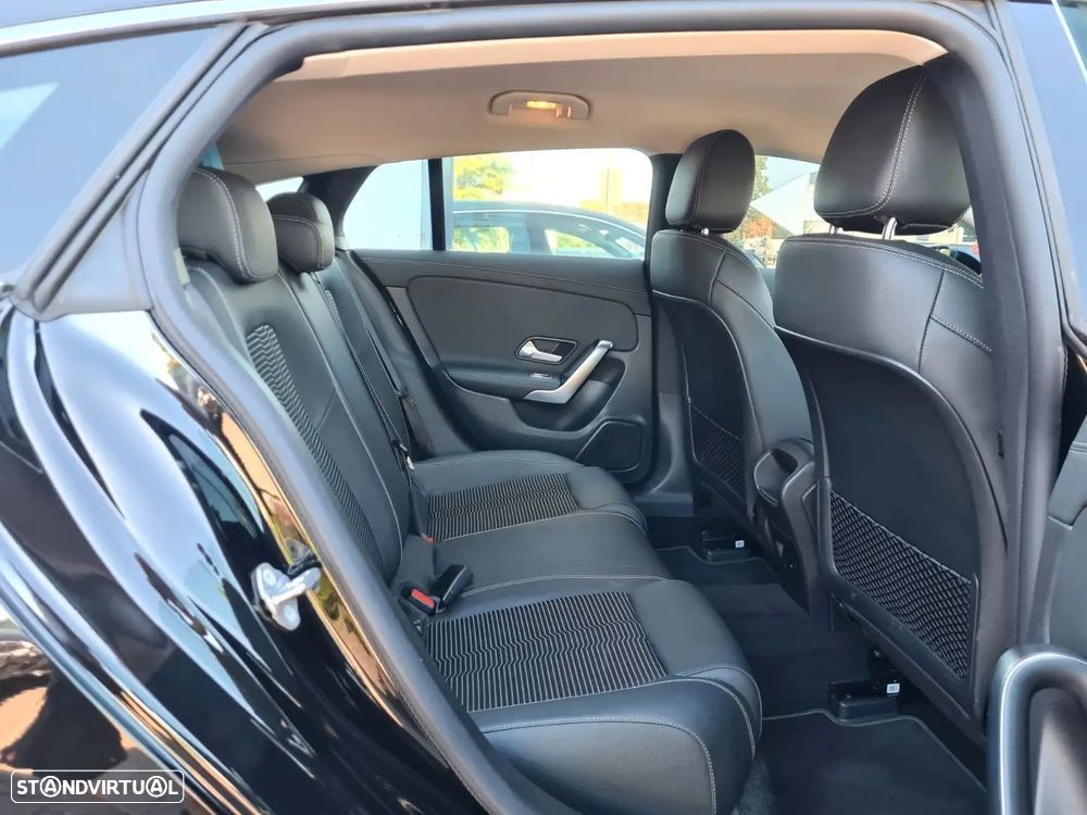 Mercedes-Benz CLA 250 e 8G-DCT - 14