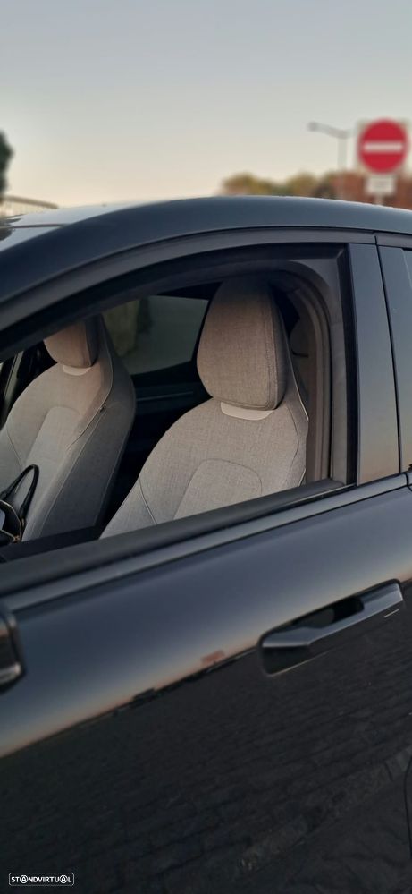 Volvo EX30 - 8
