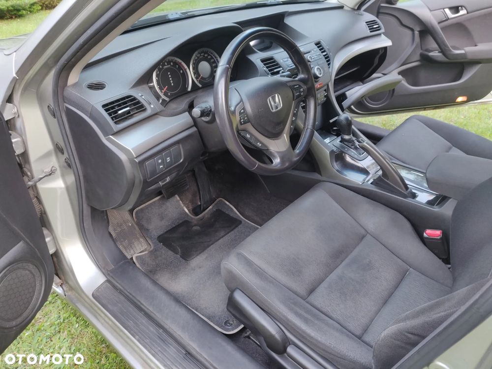 Honda Accord 2.0 Executive - 7