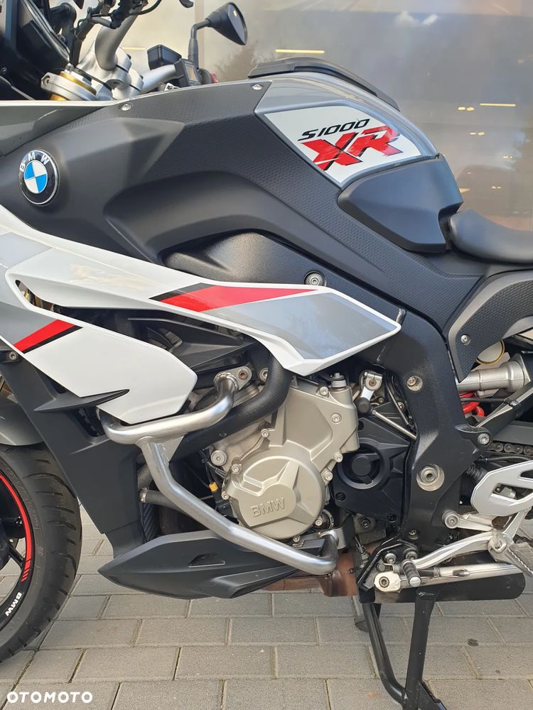 BMW XR - 11