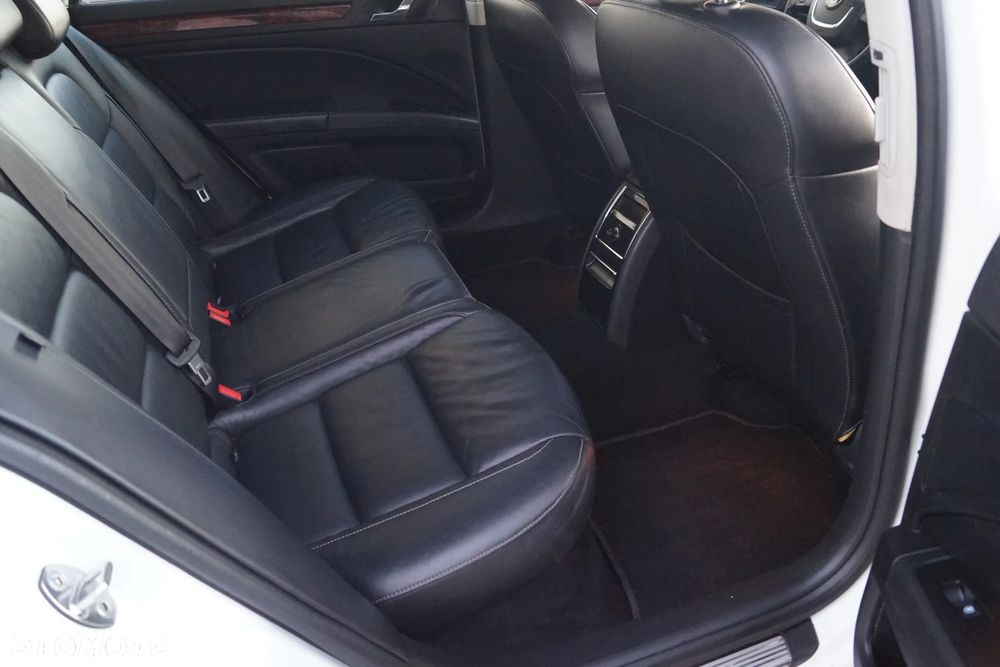 Skoda Superb 2.0 TDI Exclusive - 38