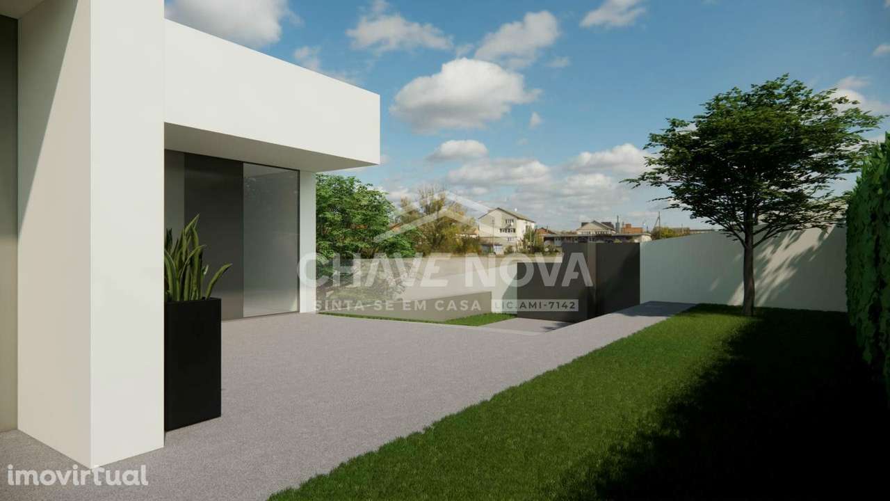 Terreno c/ Projeto Aprovado em Oliveira do Douro - Grande imagem: 2/16