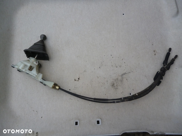 TOYOTA COROLLA E11 1.4 VVTI LINKI ZMIANY BIEGÓW LEWAREK