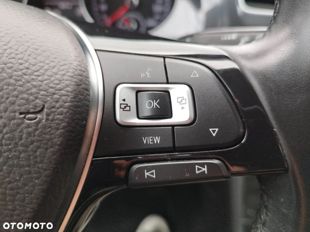 Volkswagen Golf Variant 2.0 TDI (BlueMotion Technology) Comfortline - 17