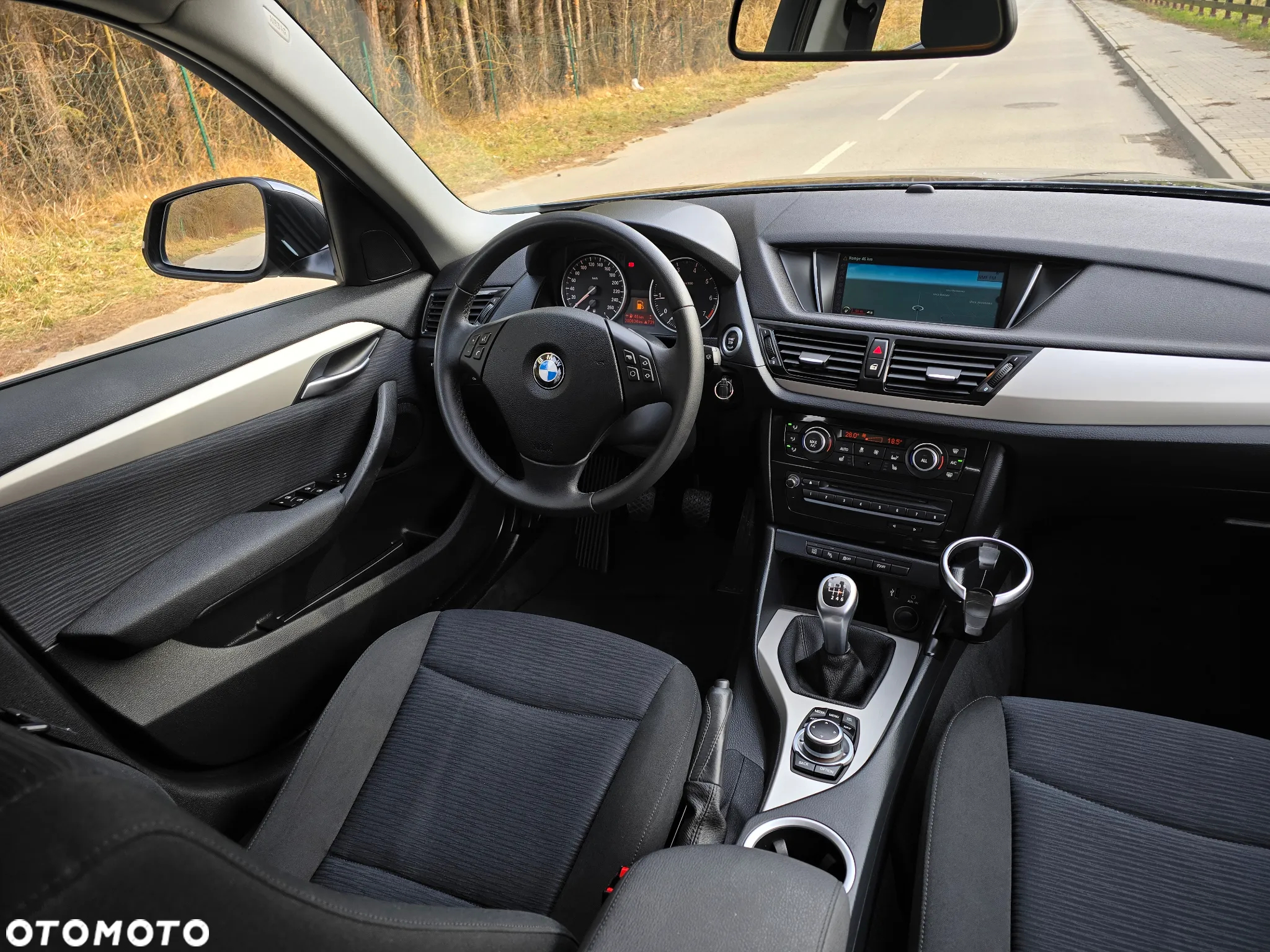 BMW X1 sDrive20i Sport Line - 6
