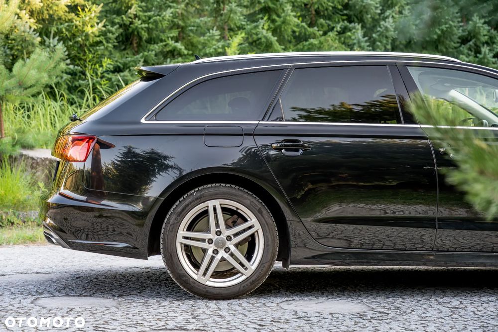 Audi A6 Avant - 16