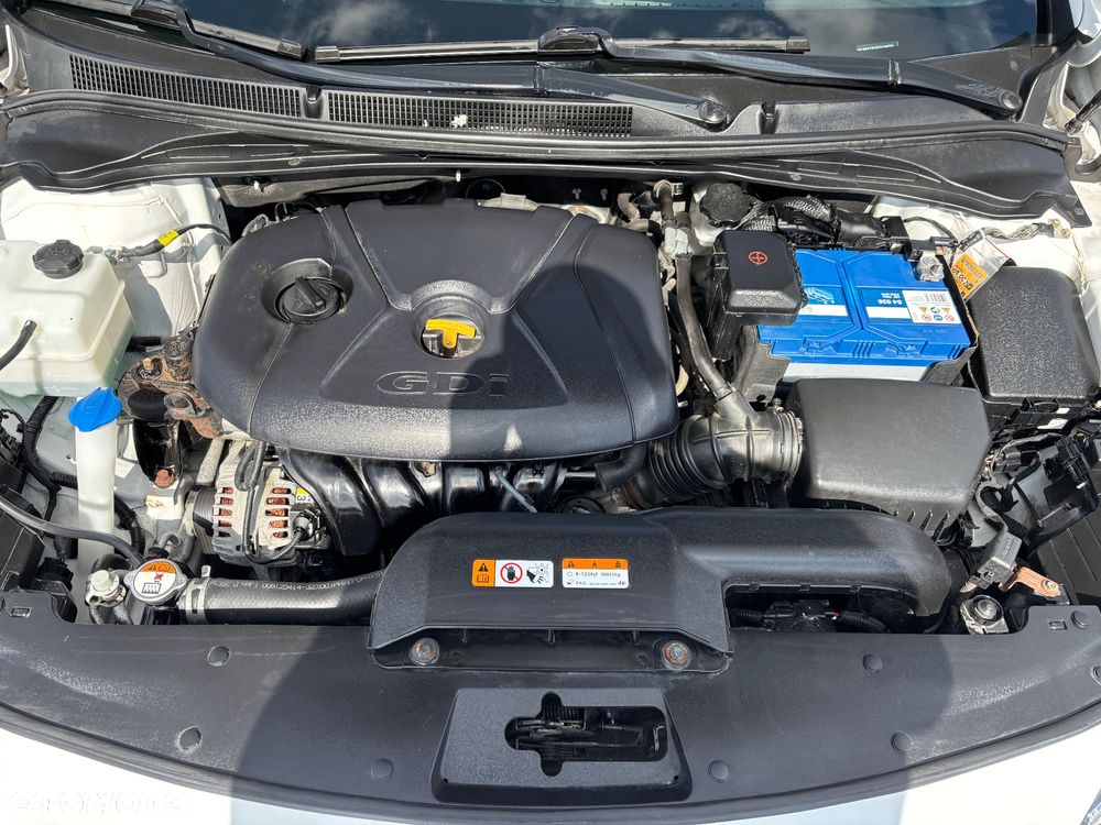 Hyundai i40 Kombi 2.0 Automatik Family+ - 40