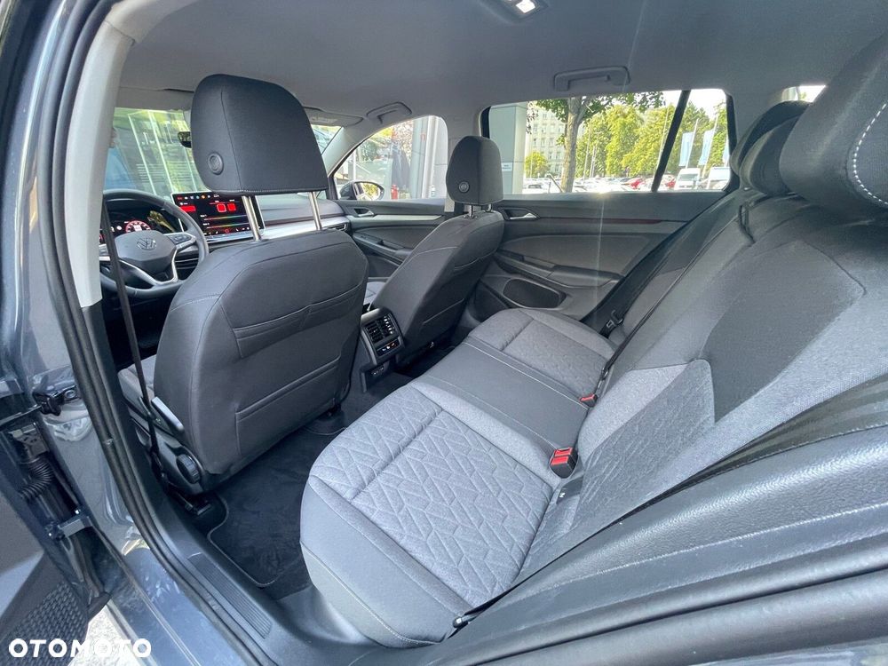 Volkswagen Golf Variant - 25