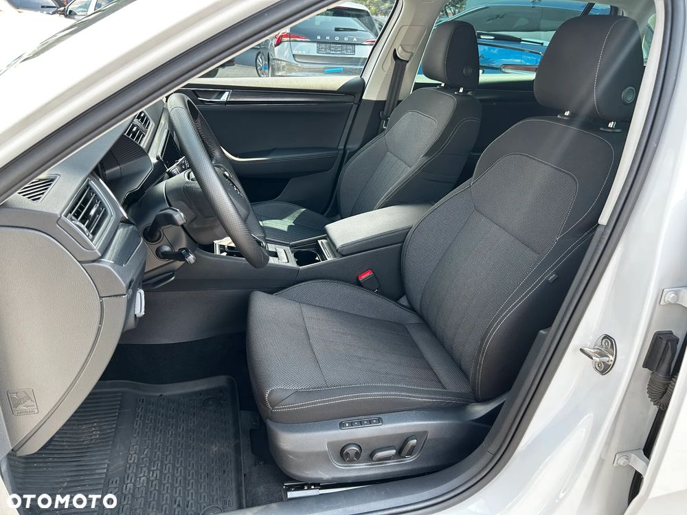 Skoda Superb 2.0 TDI SCR 4x4 Style DSG - 13