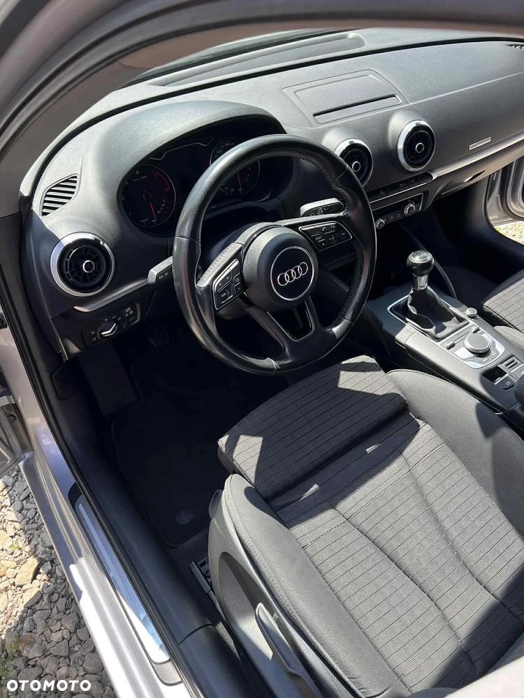 Audi A3 Sportback - 8