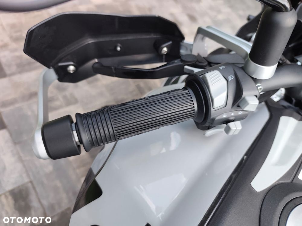 Benelli TRK 502X - 15