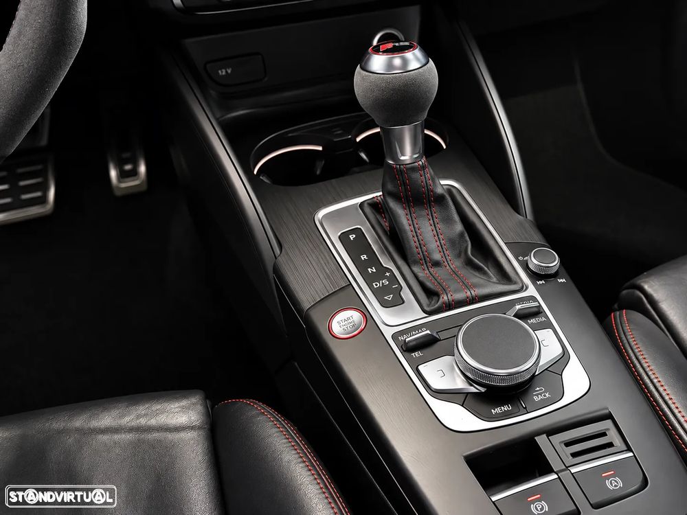 Audi RS3 Sportback 2.5 TFSI quattro S tronic — fotografia 15