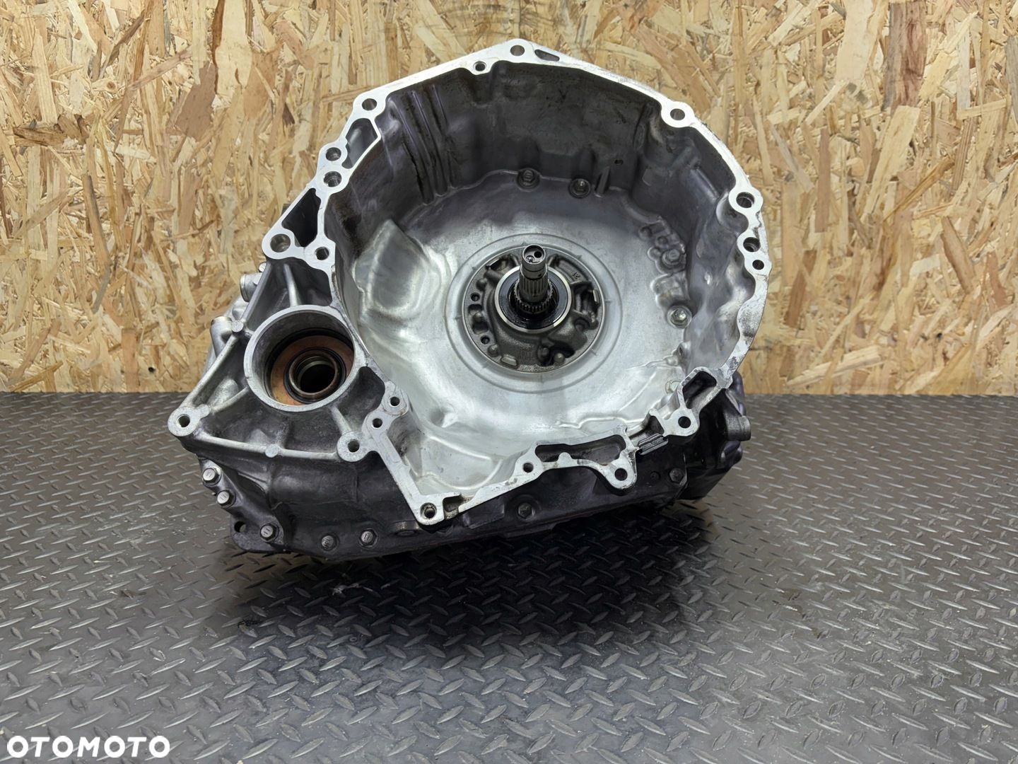 AUTOMATYCZNA SKRZYNIA BIEGOW BMW B46 F39 F48 GA8F22AW BENZYNA - 2