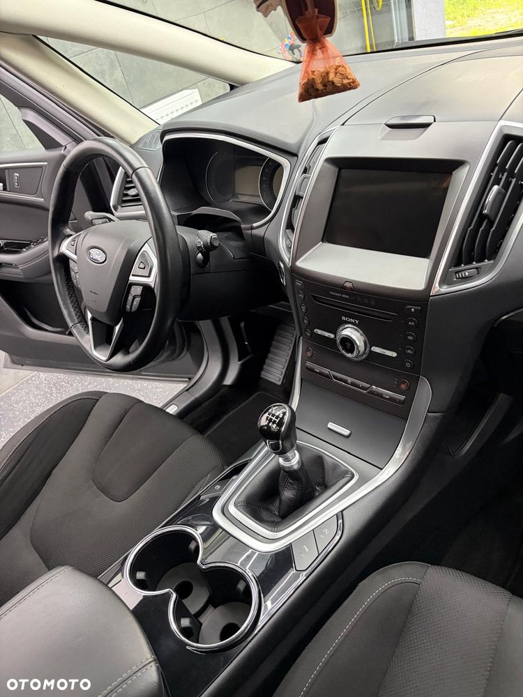Ford S-Max 2.0 EcoBlue Titanium - 2