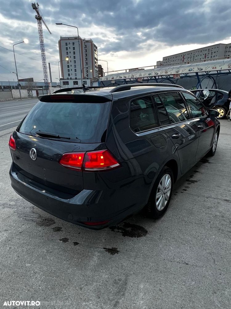 Volkswagen Golf 1.6 TDI DPF Trendline - 3