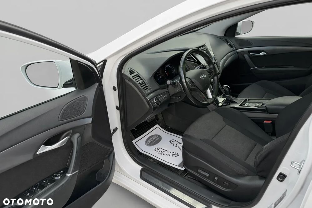 Hyundai i40 1.7 CRDi BlueDrive Business DCT - 12