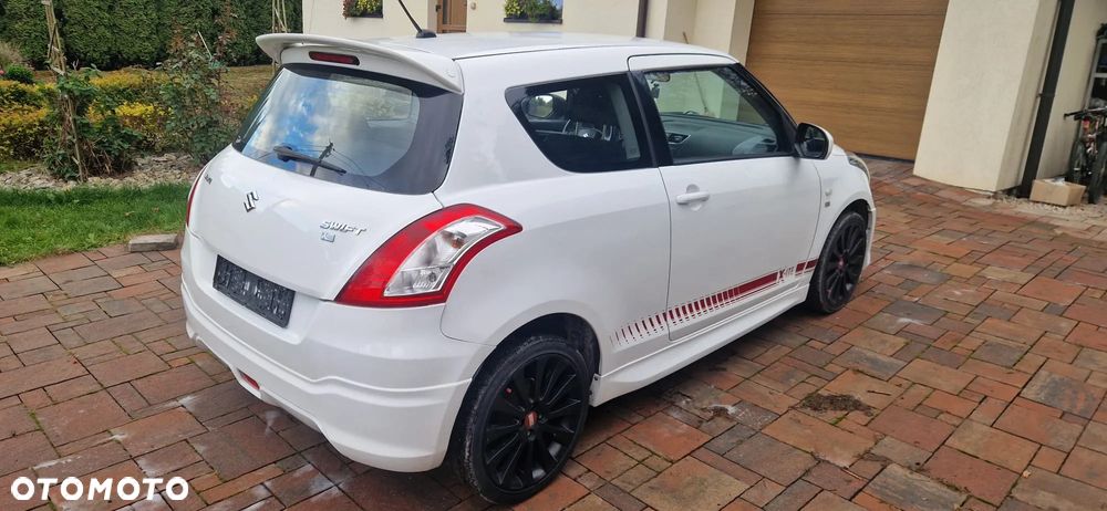 Suzuki Swift 1.2 X-ITE - 2