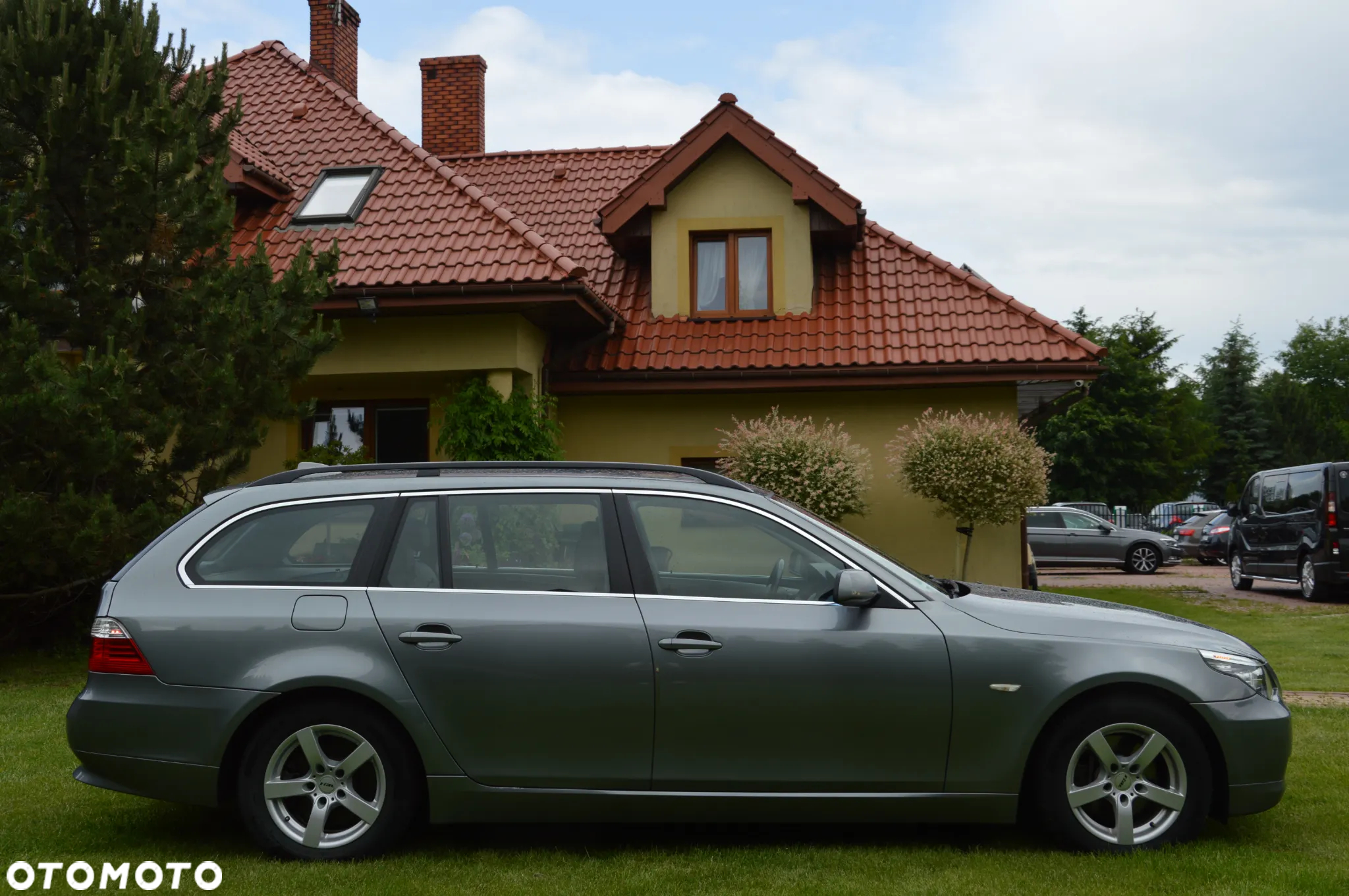 BMW Seria 5 525d Touring Edition Exclusive - 8